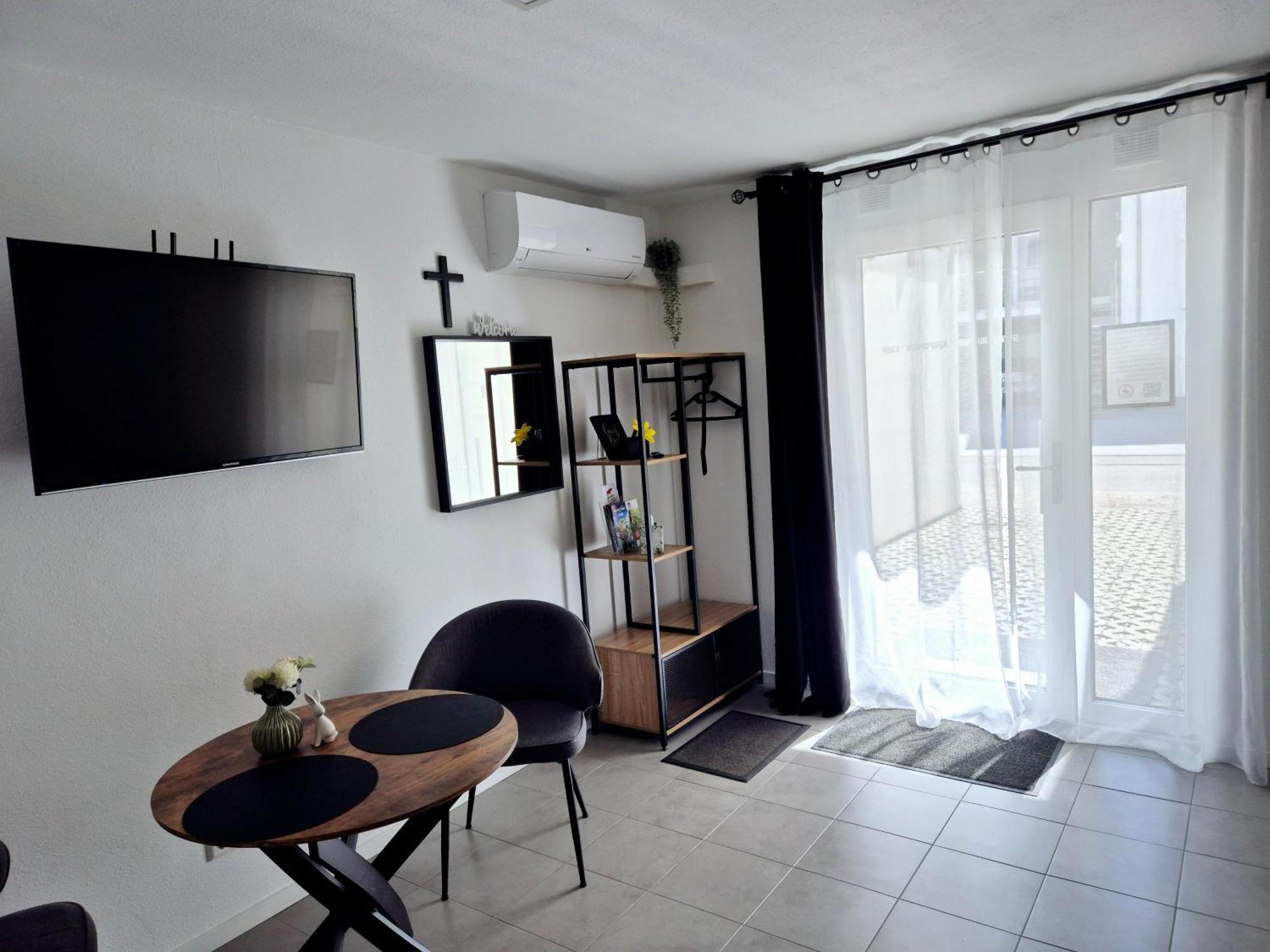 Sweet Retreat Apartment Lahr Лар Екстериор снимка